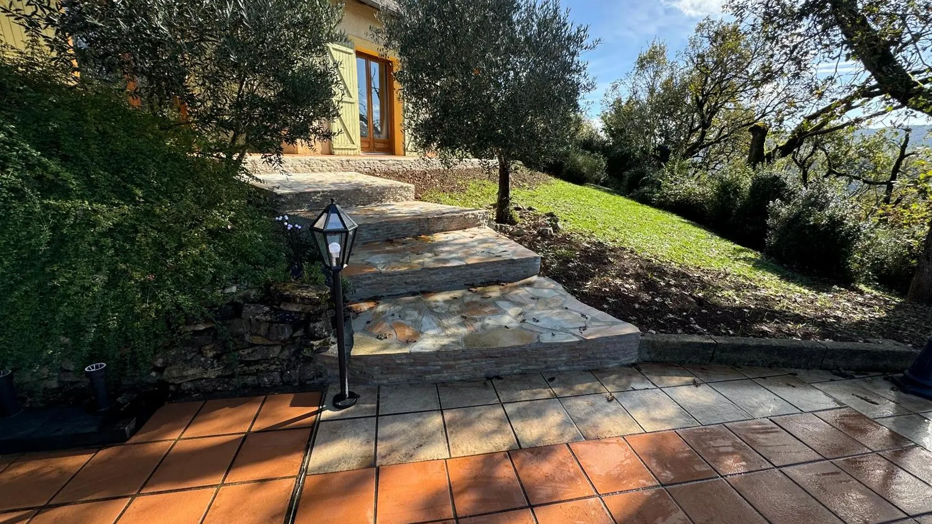 Villa Vue Panoramique, 6 Chambres, Piscine Chauffee Espalion